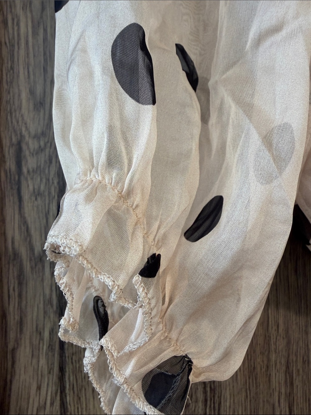 Le Ragazze Silk Blend Polka Dot Off-Shoulder Blouse - Medium | Made in Italy - Picture 8 of 15